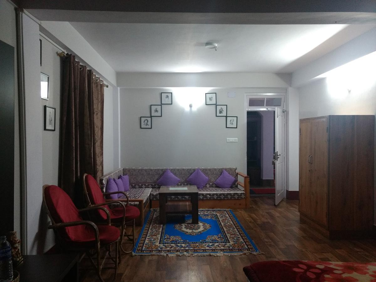 מלון קלימפונג Aapas Residency מראה חיצוני תמונה